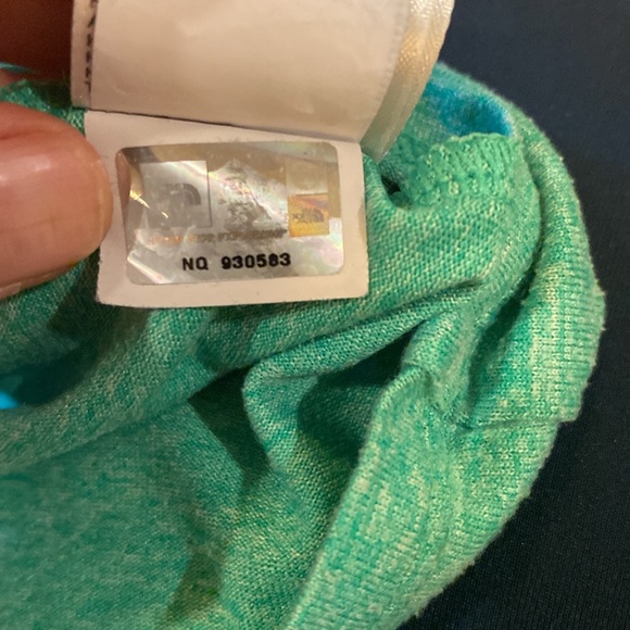 The North Face Women’s Tee,‎ Size Large - Picture 12 of 12